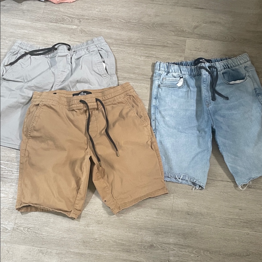 Hollister Men's Cargo Shorts - Gray, Tan, and Blue